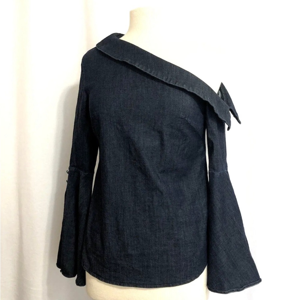 EUC. Banana Republic one shoulder chambray top. 4.